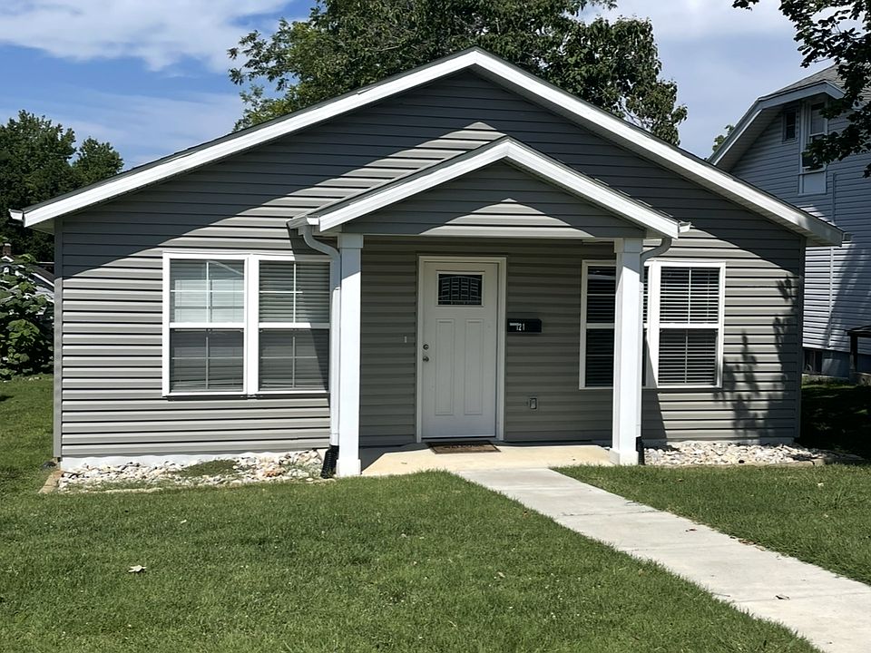 1st image of 121 N Henderson Ave
