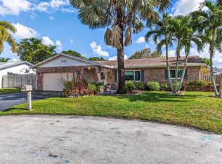 6710 NW 28th Ter, Fort Lauderdale, FL 33309