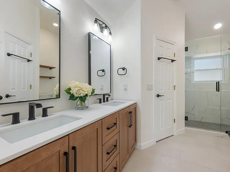 10114 Janet Loop — Photo 18