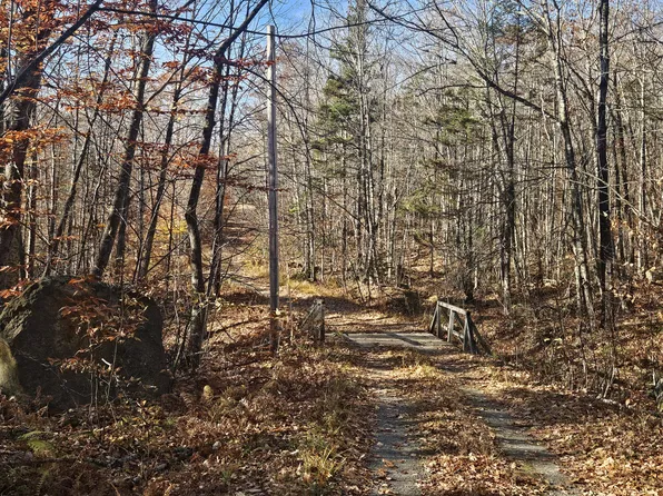 134 Pratt Mountain Road, New Vineyard, ME 04956