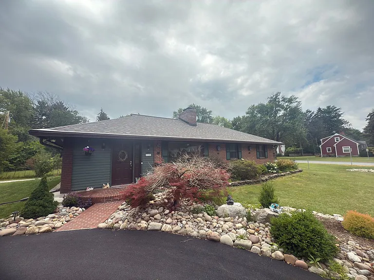 2158 Rankin Rd — Photo 3