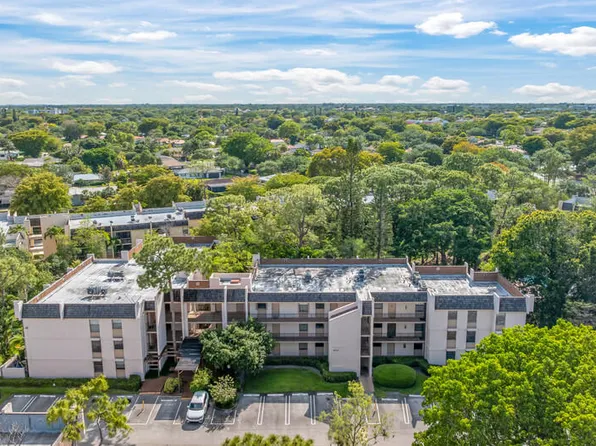 8421 Forest Hills Drive #104, Coral Springs, FL 33065