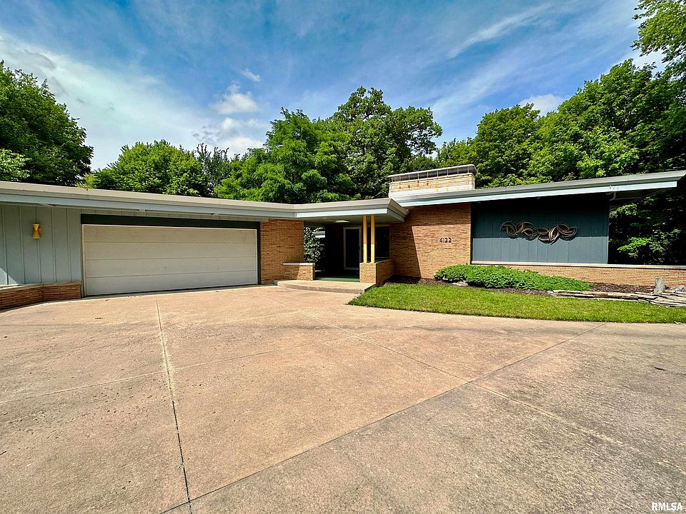 4122 N Grand Blvd, Peoria, IL 61614 Zillow