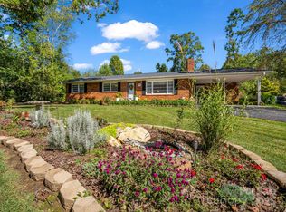 95 Pensacola Ave, Arden, NC 28704