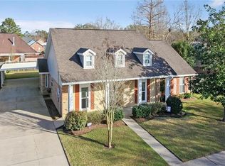 2228 W Canterbury Dr, La Place, LA 70068