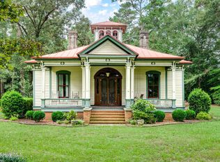 393 Moltonville Rd, Clinton, NC 28328