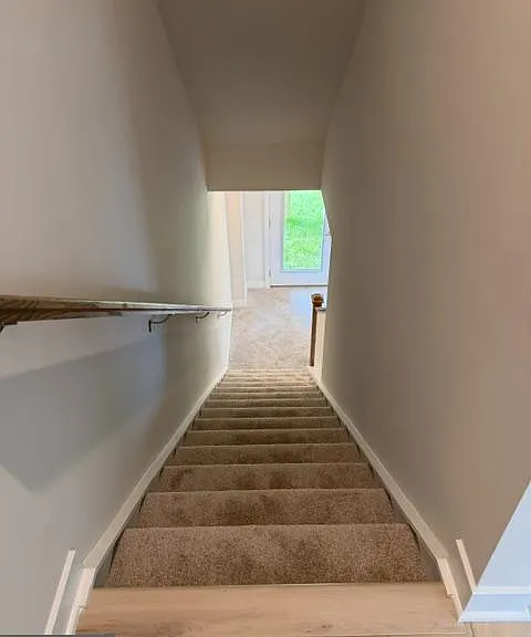 6729 Shelton Ln — Photo 30