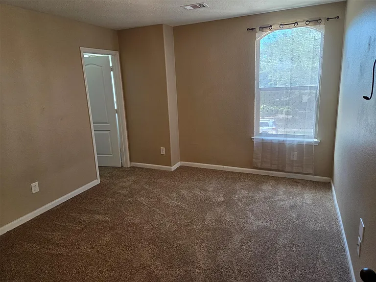 19510 Dunlay Springs Dr — Photo 32