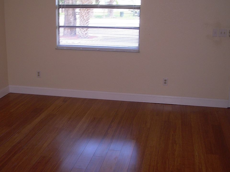 1st image of 854 Illinois Ave APT B