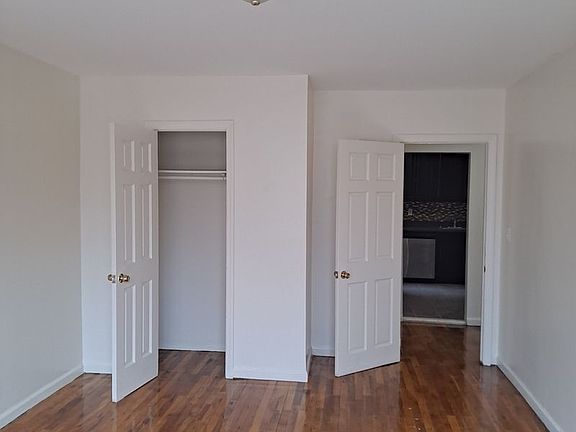 4th image of 284 Eastern Pkwy APT 2I