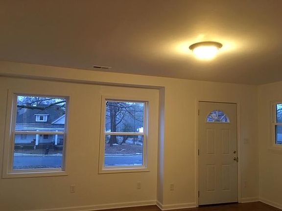 2nd image of 306 N Firestone St