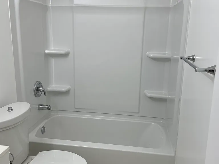 981 Parnell Dr — Photo 9