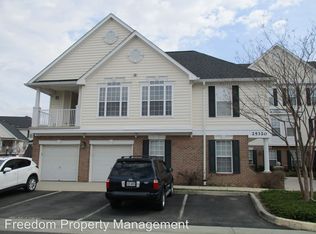 25320 Lake Mist Sq UNIT 200, Chantilly, VA 20152