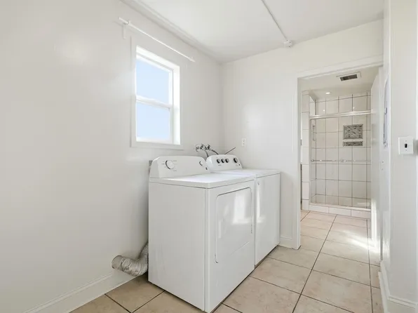 1832 Linden St, Oakland, CA 94607