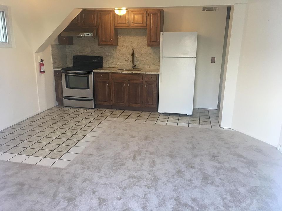 1st image of 233 Morton Dr