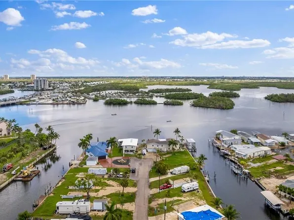 868 Oak ST, FORT MYERS BEACH, FL 33931