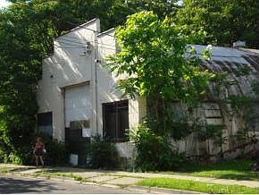2nd image of 48 Thorp St