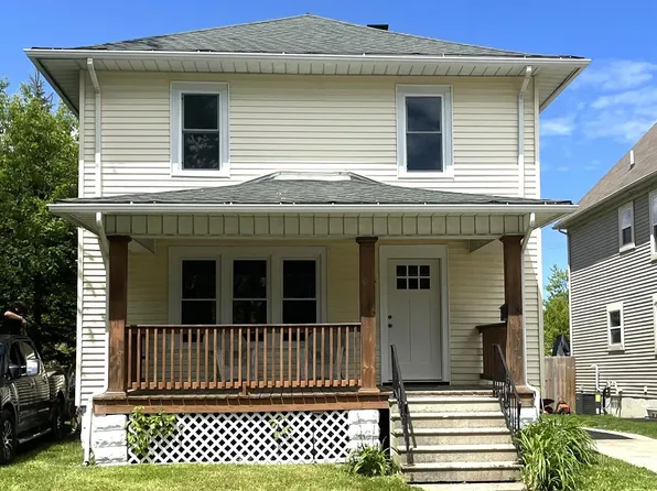 1217 Chestnut St, Port Huron, MI 48060