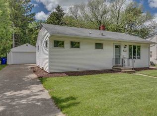 1847 S Kernan Ave, Appleton, WI 54915