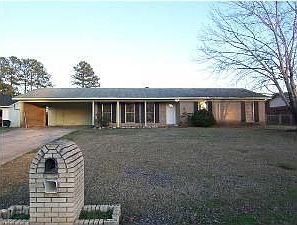 1st image of 5709 20th Ave E
