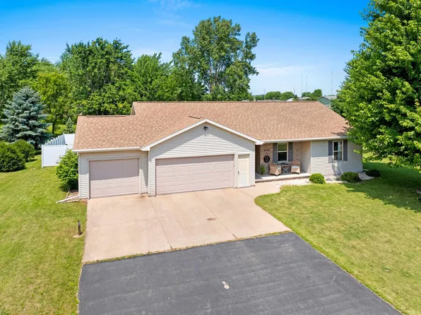 W5370 Amy Ave, Appleton, WI 54915