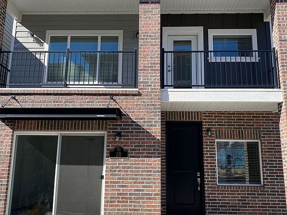 2nd image of 28 S Rio Grand Ave W