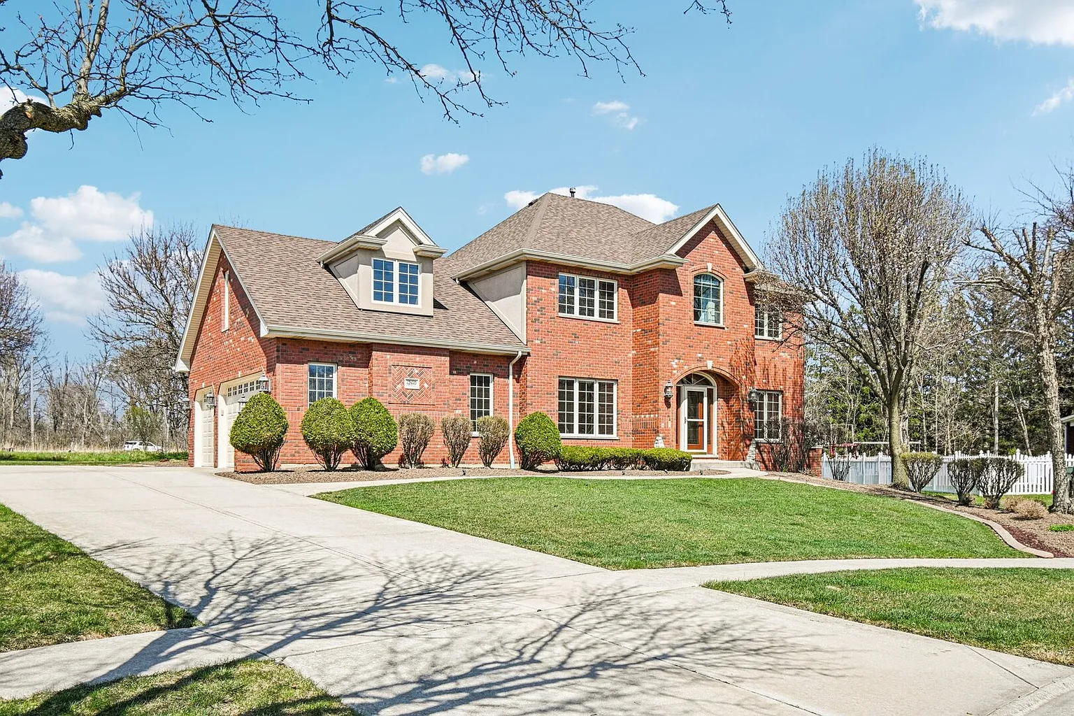 12410 W Country View Ln photo 1