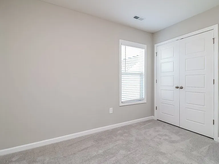 12 Patagonia Pl — Photo 14