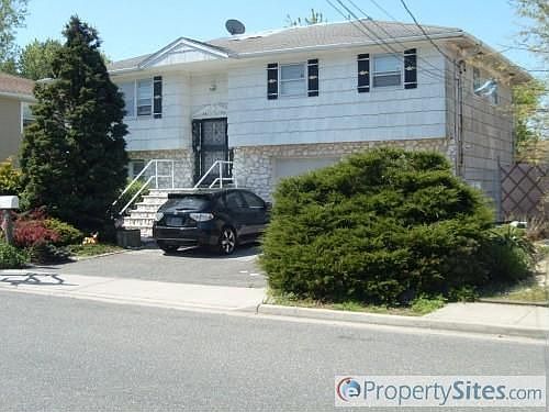1st image of 3430 Parkway Dr