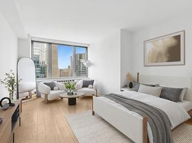 601 W 57th St