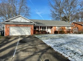 1937 Larchmont Rd, Akron, OH 44313