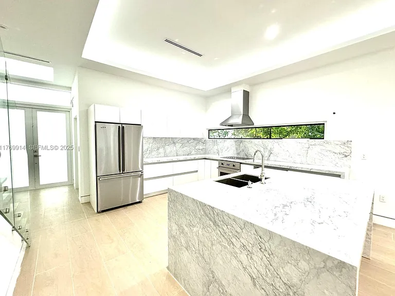 5728 NW 5th Ct #Townhouse 1 — Photo 4