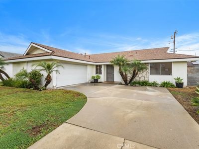 5681 Mangrum Dr, Huntington Beach, CA, 92649