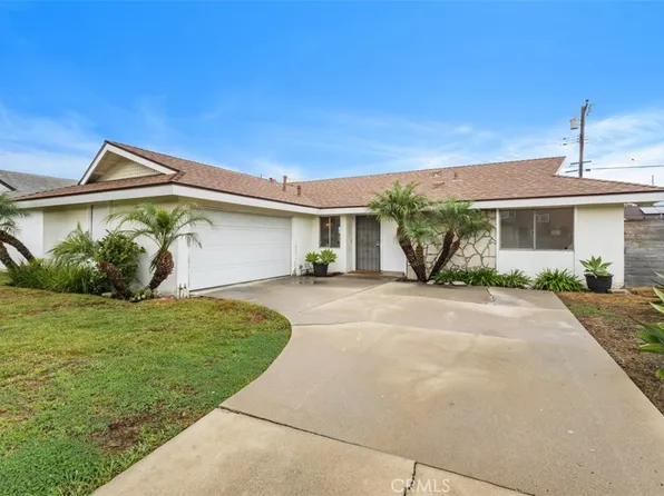 5681 Mangrum Dr, Huntington Beach, CA 92649