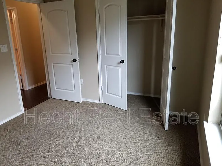 1027 Brown Rock Dr #1 — Photo 14
