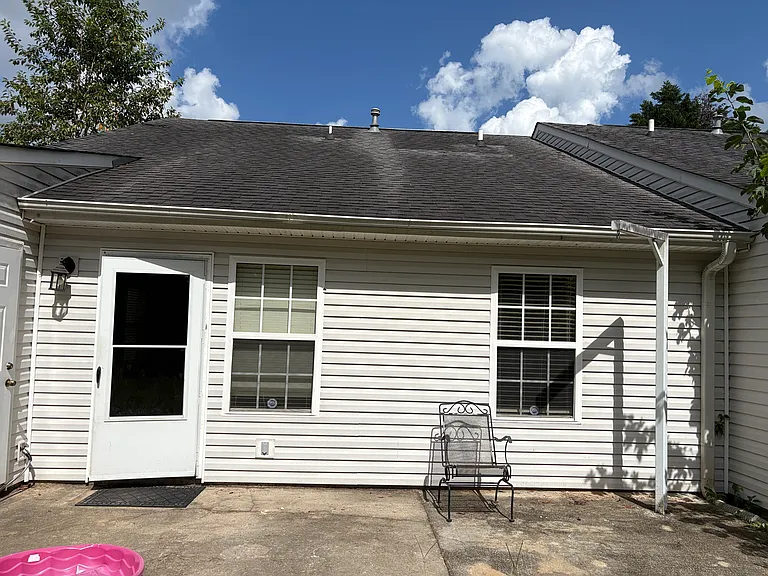 1687 Summerwoods Cir — Photo 10