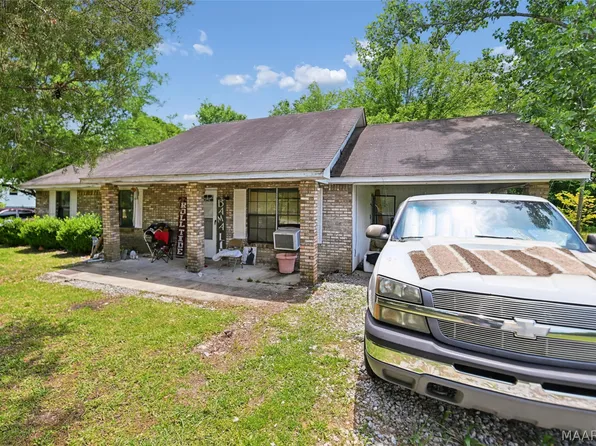 178 Langston Hughes Dr, Lowndesboro, AL 36752