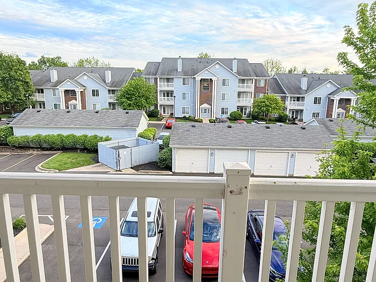 3044 Westminster Dr #309 — Photo 35