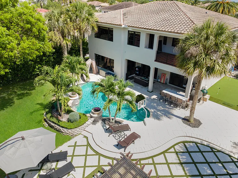 9521 Eden Mnr — Photo 8