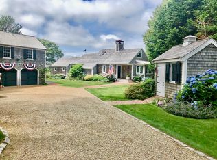 29 Majors Cove Ln, Edgartown, MA 02539