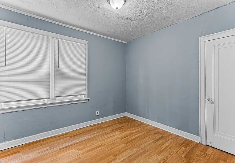 14814 Sussex St #1 — Photo 15