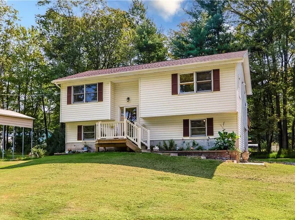 109 Tall Beech Ln, Saylorsburg, PA 18353