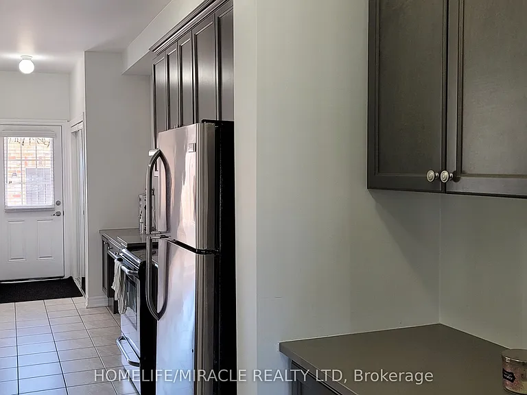 74 Hatton Ct — Photo 9