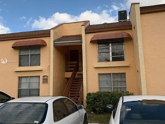 4th image of 4405 Treehouse Ln #E