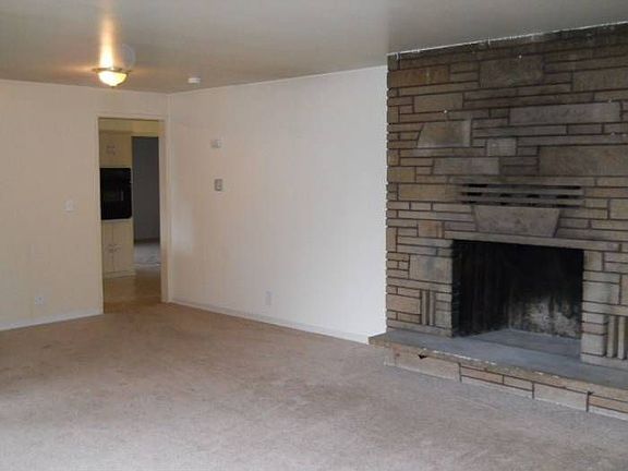 2nd image of 5303 88th St NE