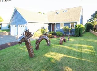 584 Ridge Rd, Manzanita, OR 97130