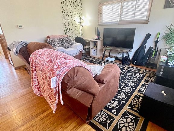 2nd image of 3281 N Oakland Ave #2