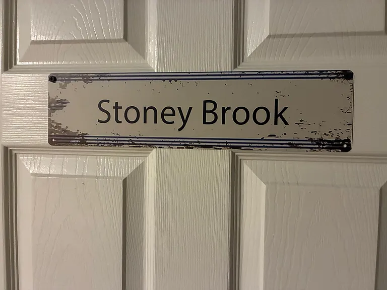 E Clover Creek Dr — Photo 33