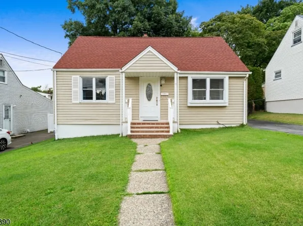 33 Sperling Rd, Clifton City, NJ 07013