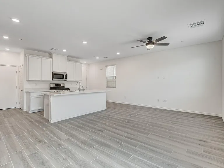 8883 Roadrunner Ravine St — Photo 9